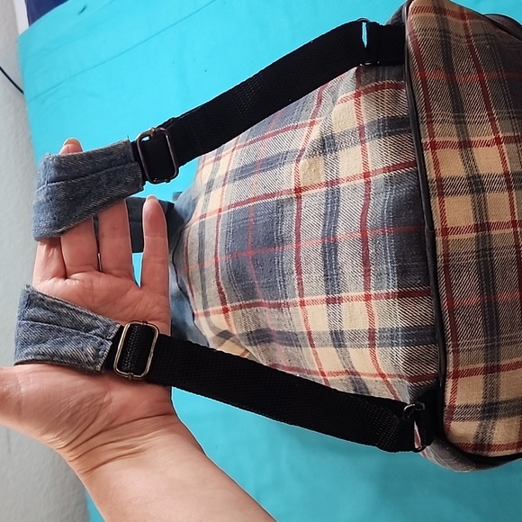 Club Montana Distressed Denim Large Drawstring Backpack - Picture 9 of 16